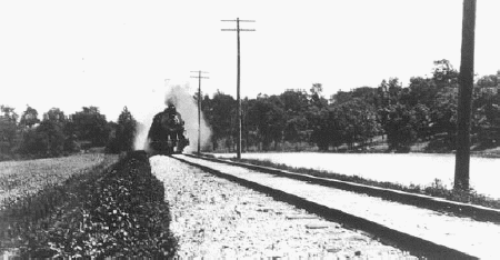 trainintawawa.gif (134954 bytes)